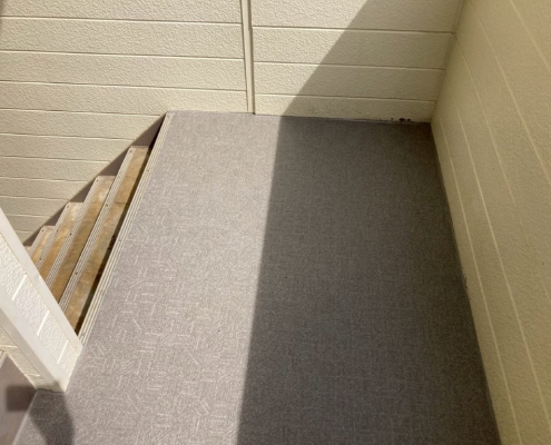 東京都練馬区のマンション共用部での長尺シート張替え後の全体床面写真